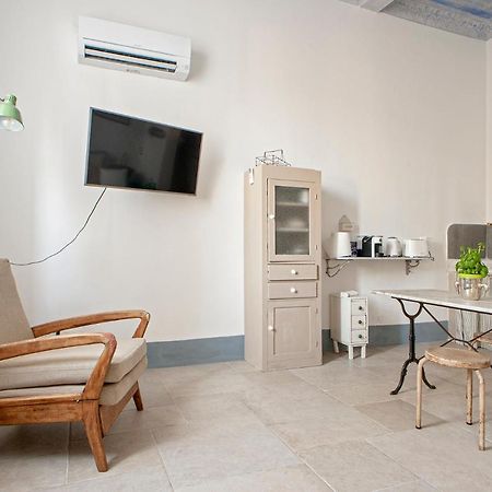 Piece En Rose Apartment Livorno Exterior photo
